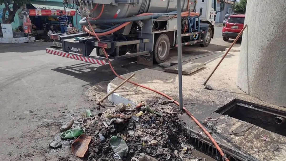 Desentupimento de rede pluvial: correção emergencial e prevenção contínua